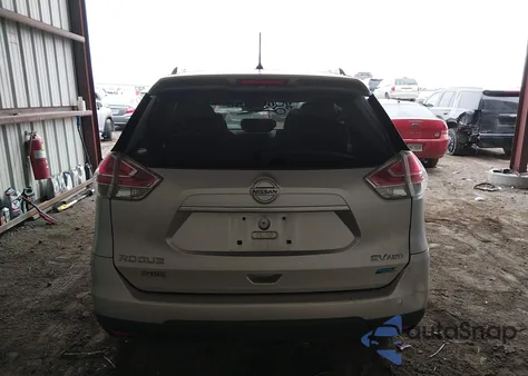 2014 Nissan Rogue Sv z USA, uszkodzony, nr VIN 5N1AT2MV1EC754894